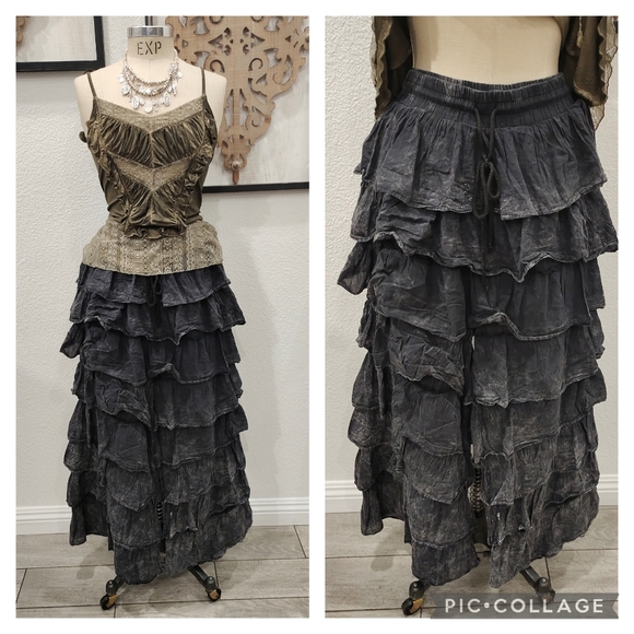 A Rare Bird Black Ruffled Waterfall Tier Pants - Picture 5 of 5